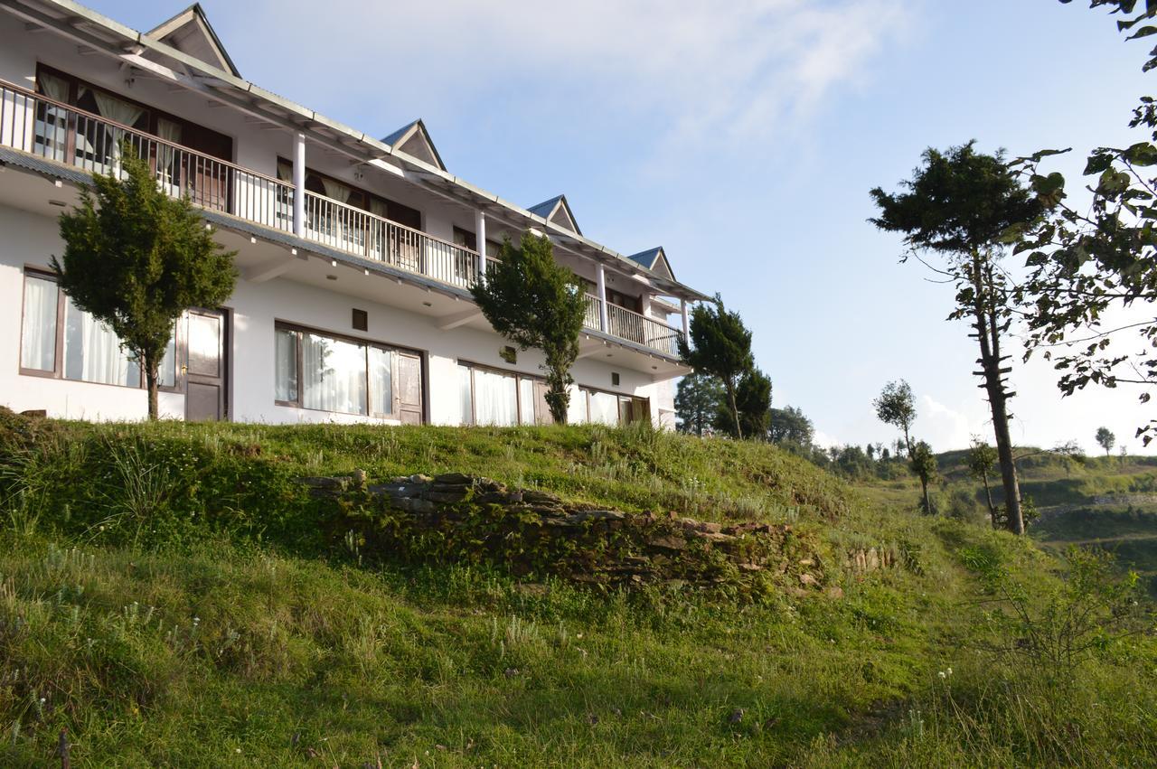 Alpine Chalet Resort Mukteshwar Exterior foto